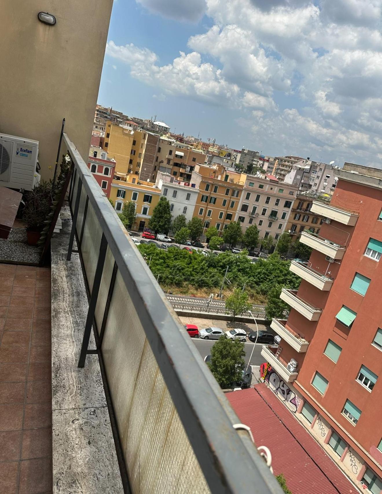 Lucian Dreams Apartment Rome